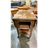 Image 3 : ANTIQUE ROLLING BAR CART
