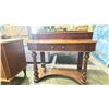 Image 2 : 4 DRAWER ANTIQUE DESK