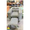 Image 2 : GREY ARMCHAIR WITH PULL OUT OTTOMAN