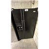 Image 1 : WHIRLPOOL BLACK FRENCH DOOR 33"W REFRIGERATOR WITH WATER & ICE DISPENSER