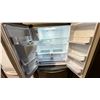 Image 2 : SAMSUNG STAINLESS STEEL 36"W FRENCH DOOR BOTTOM FREEZER REFRIGERATOR WITH WATER & ICE DISPENSER