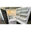 Image 2 : KITCHENAID WHITE 33"W BOTTOM FREEZER REFRIGERATOR