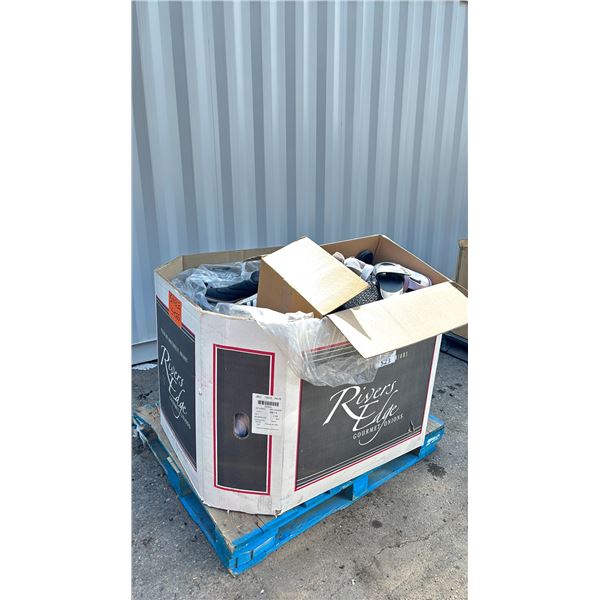 PALLET OF ASSORTED FOOTWEAR *MUST TAKE ALL ON PALLET*