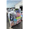 Image 2 : PALLET OF INFLATABLE KAYAK, DOME TENT, GOURMIA AIR FRYER & MORE *MUST TAKE ALL ON PALLET/ WORKING