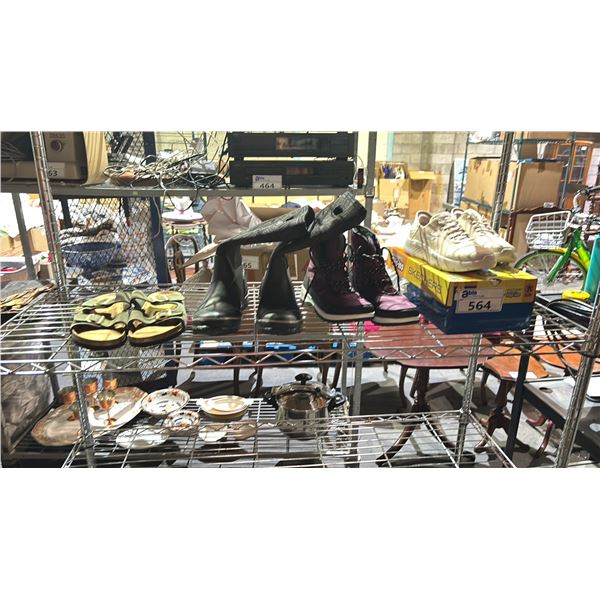 4 PAIRS OF WOMENS SHOES - SIZE 7