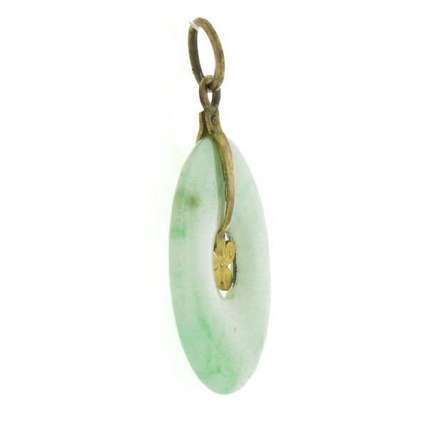 Antique 9K Gold Round Light Green Jade w/ Floral Center Medallion Disc Pendant