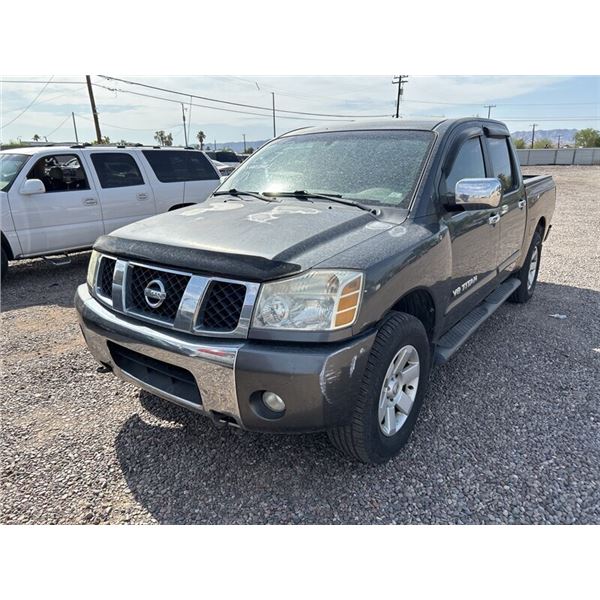 2005 NISSAN TITAN