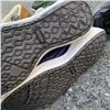 Image 8 : 4 PAIRS OF SIZE 10 FOOTWEAR RUNNING SHOES, SLIPPERS AND WATERPROOF BOOTS