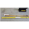 Image 2 : LASER LEVEL IN CASE WITH 2 FOLDING MEASURING STICKS