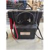 Image 5 : 2 CAR BATTERY CHARGERS/JUMP STARTERS