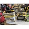 Image 3 : STINGER SHOP VAC AND WORKLIGHTS