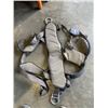 Image 3 : RIDGID SHOP VAC, TOOL BELT AND SAFETY HARNESS