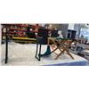 Image 1 : 2 FOLDING CHAIRS