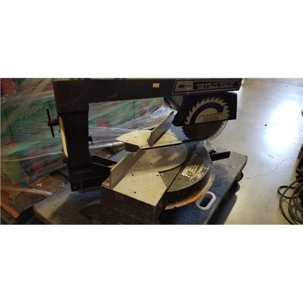 CRAFTSMAN COMPOUND MITRE SAW