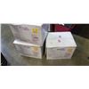 Image 1 : 3 BOXES OF VINYL GLOVES, SIZE SMALL