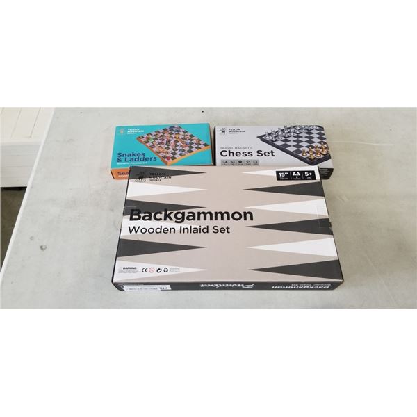 YELLOW MOUNTAIN BACKGAMMON, SNAKES AND LADDERS AND CHESS/CHECKERS GAMES