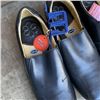 Image 2 : TWO NEW PAIRS OF SIZE 11W DR SCHOLL'S CASUAL SHOES RETAIL $120+