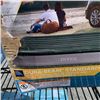 Image 3 : INTEX QUEEN SIZE 10 IN HIGH HIGH INFLATABLE AIR BED