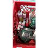 Image 3 : CONTAINER OF LIGHTER FUEL, BUTANE AND CHARCOAL