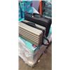 Image 2 : 3 HARD CASES