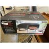 Image 1 : GEEK CHEF GAS POWERED PIZZA OVEN