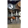 Image 2 : FREE WEIGHTS