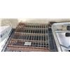 Image 2 : 2 DOG CRATES AND PEN