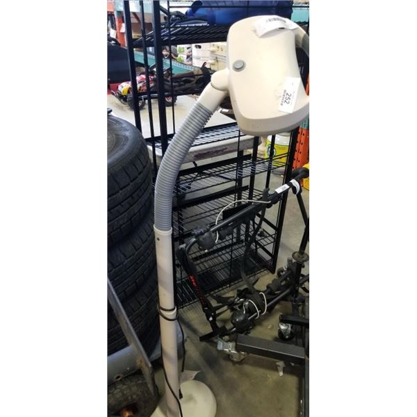 LED FLOOR LAMP