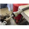 Image 3 : CONCRETE WHIP