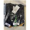 Image 2 : 2 NEW HOODIES AND 2 NEW T-SHIRTS, SMALL AND MEDIUMS