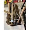 Image 2 : BOX OF ASSORTED HAMMERS