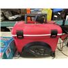 Image 2 : RADIO COOLER WITH RYOBI CORDLESS DRILL AND FILTER