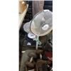 Image 1 : 2 FANS, FLOOR FAN AND TABLE FAN