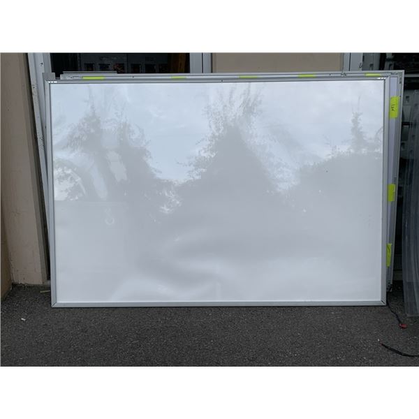 LED SIGN BOARD WORKING 4' x 6'