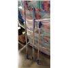 Image 1 : 4 ALUMINUM TELESCOPIC POLES