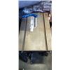 Image 5 : DELTA ROCKWELL TABLE SAW ON STAND, VERY GOOD CONDITION