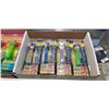 Image 3 : VINTAGE PEZ COLLECTION