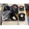 Image 1 : LIGHT UP CANADA HATS