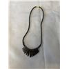 Image 1 : BLACK ALASKAN DIAMOND HEMETITE STONE BEAD NECKLACE