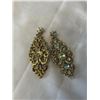 Image 2 : PAIR OF EAST ASIAN LAVALIERE EARRINGS