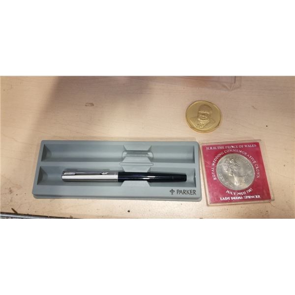 2 COMMEORATIVE COINS AND PARKER PEN