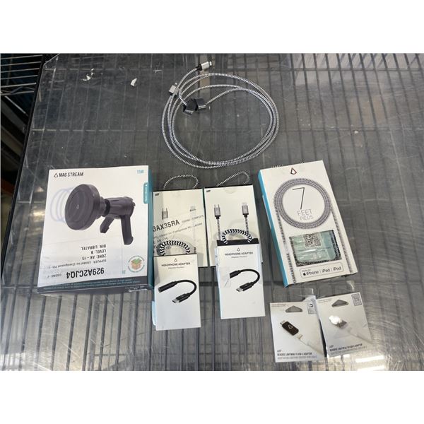 ASSORTED LBT USB-C AND IPHONE LIGHTNING CHARGE AND POWER CORDS, ADAPTERS ETC