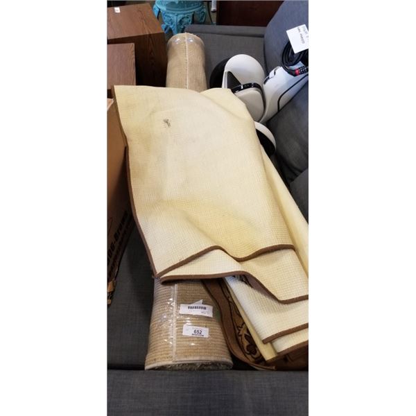 2 AREA CARPETS, 5' X 7' AND 6' X 9' APPROX.