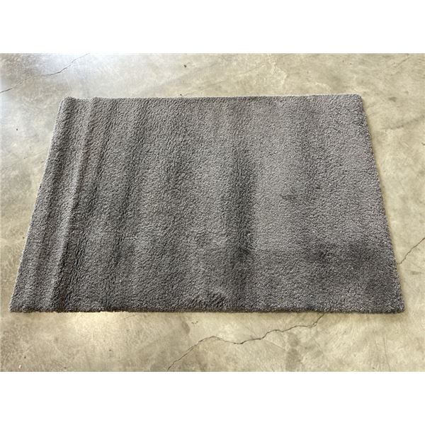 IKEA ADUM 4'4 X 6'5 AREA CARPET