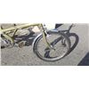 Image 2 : VINTAGE RALIEGH FOLDING BIKE