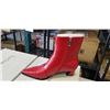 Image 2 : 6 PAIRS OF WOMENS BOOTS, SIZE 6, 6.5 AND 9