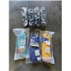 Image 1 : 3 PAIRS OF NEW SLIPPERS AND 48 NEW HAIR CLIPS