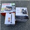 Image 1 : STAR FRIT GRILL IN PANINI PRESS, COFFEE MAKER AND TOASTMASTER IMMERSION BLENDER
