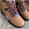 Image 3 : TWO NEW PAIRS OF SIZE 11 3M WATERPROOF THINSULATE BOOTS RETAIL 120+