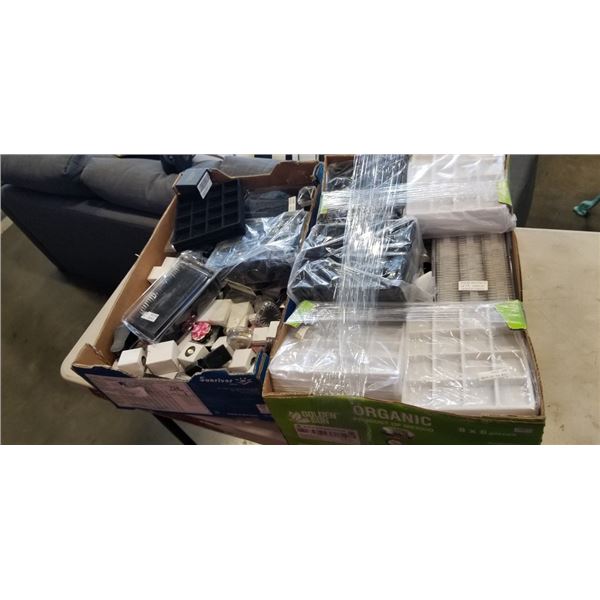 2 BOXES OF JEWELRY DISPLAYERS, BOXES ETC